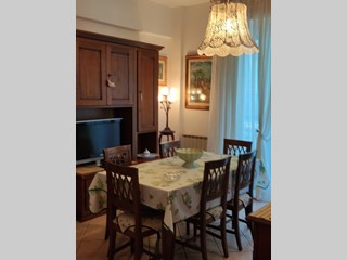 Quadrilocale in Affitto a Lerici, 1'000€, 70 m², arredato