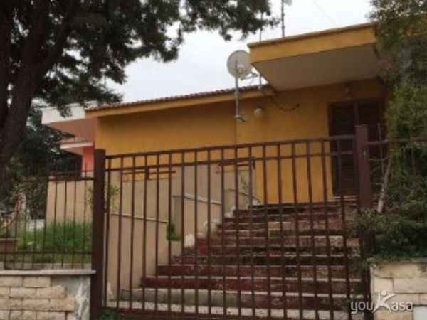 Villetta a schiera in Vendita a Cassano delle Murge, zona Zona Periferica, 35'000€, 65 m²