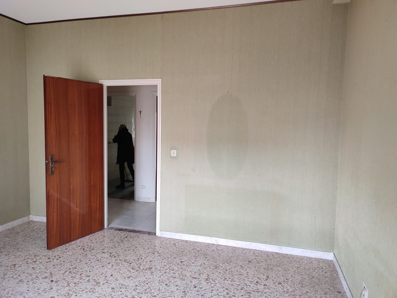 Appartamento in Vendita a Siracusa, zona tisia, 100'000&euro;, 127 m²