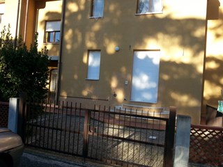 Trilocale in Vendita a Colle di Val D'Elsa, zona LE GRAZIE, 165'000&euro;, 70 m²