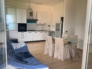 Quadrilocale in Affitto a Lerici, zona TELLARO, 900€, 80 m²