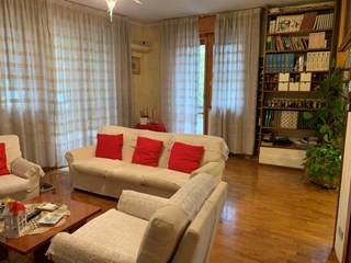 Quadrilocale in Vendita a Rimini, zona Bellariva, 395'000€