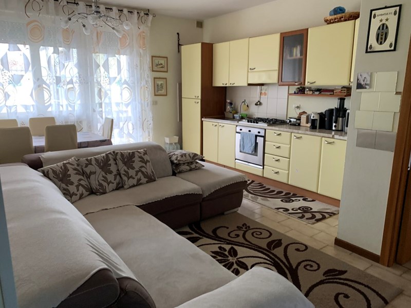 Trilocale in Vendita a Riccione, zona FONTANELLE, 240'000€