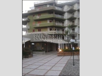 Bilocale in Affitto a Giardini Naxos, zona Recanati, 480€, 45 m², arredato
