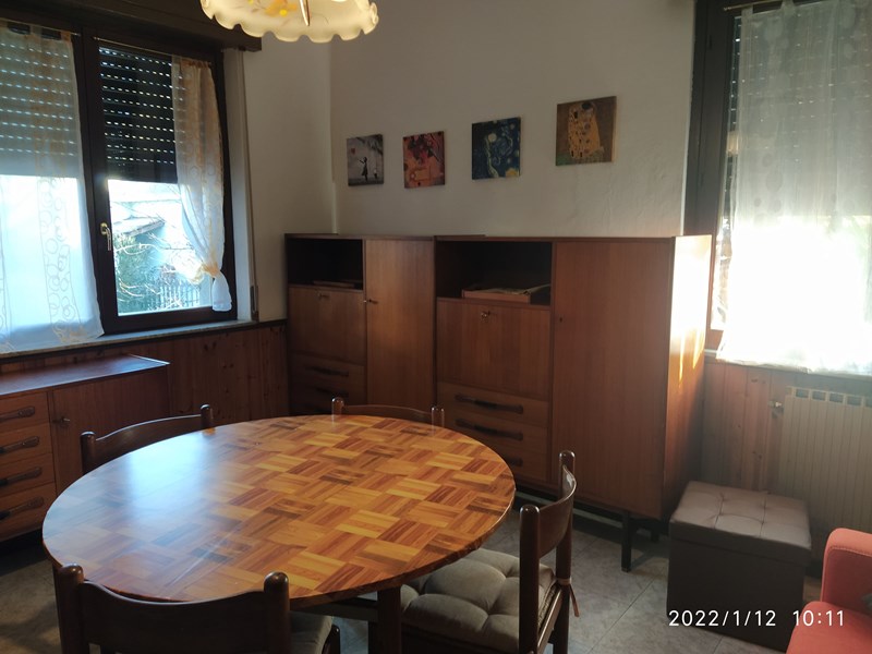 Quadrilocale in Affitto a Gorla Maggiore, 1'000&euro;, 110 m², arredato