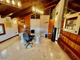 Immobile commerciale in Affitto a Venezia, zona Marghera, 5'500€, 516 m², arredato