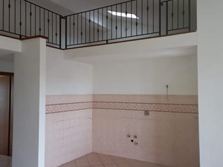 Quadrilocale in Vendita a Serravalle Pistoiese, zona Ponte Stella, 148'000€, 75 m², con Box