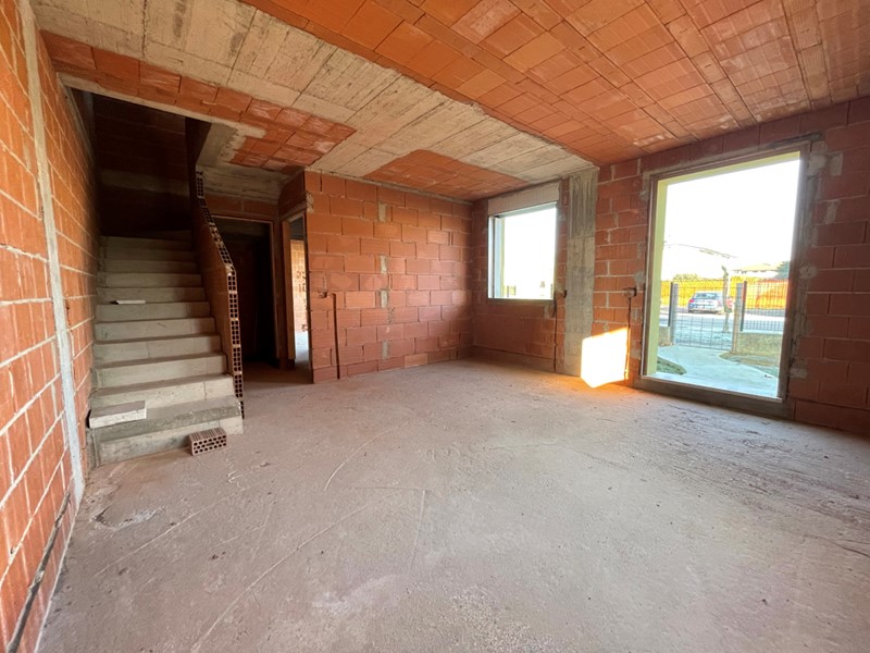 Villa bifamiliare in Vendita a Bovolenta, 85'000€, 150 m²