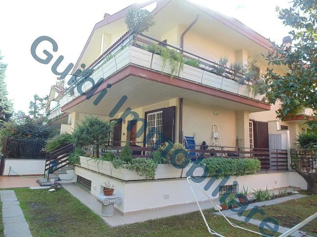 Villa bifamiliare in Vendita a Roma, zona Aurelio-Boccea, 519'000€, 190 m²