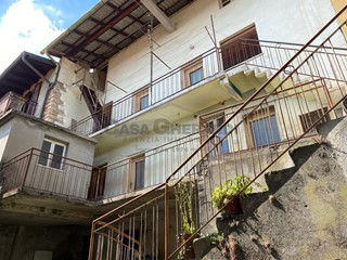 Rustico in Vendita a Almenno San Bartolomeo, 40'000€, 170 m²