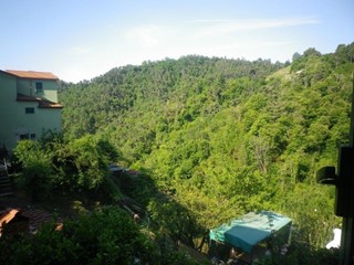 Quadrilocale in Vendita a Carrara, zona Sorgnano, 57'000€, 70 m²