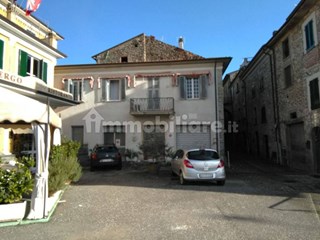 Casa Semi Indipendente in Vendita a Villafranca in Lunigiana, 140'000€