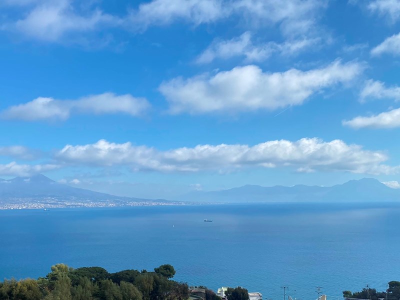 Appartamento in Vendita a Agugliano, zona Napoli, 1'400'000€, 150 m²