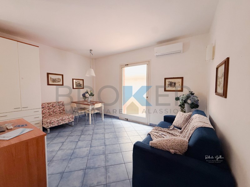 Monolocale in Vendita a Alassio, 230'000&euro;, 45 m², arredato