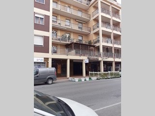 Appartamento in Vendita a Porto Torres, zona Centro  , 80'000€, 110 m²