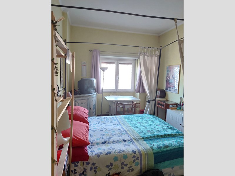 Stanza in Affitto a Roma, zona Garbatella, 550€, 17 m², arredato