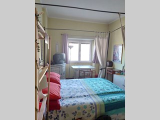 Stanza in Affitto a Roma, zona Garbatella, 550€, 17 m², arredato