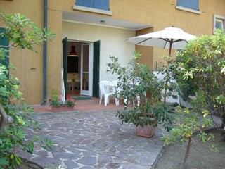 Quadrilocale in Affitto a Orbetello, zona Via Provinciale della Giannella 158, 3'000€, 100 m², arredato