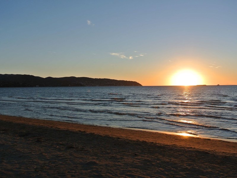 Villa bifamiliare in Affitto a Orbetello, zona Via Provinciale della Giannella 197, 1'250€, 100 m²