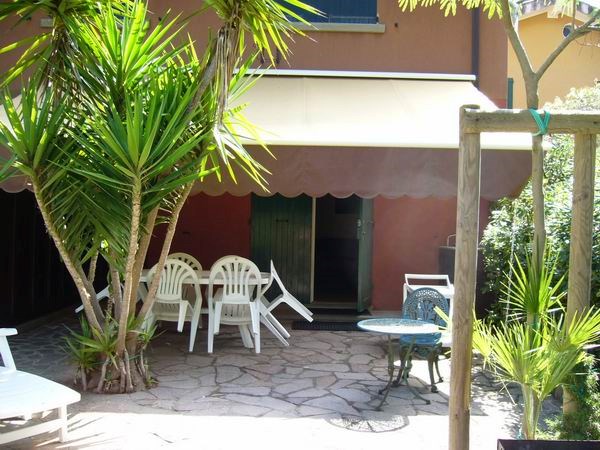 Trilocale in Affitto a Orbetello, zona Via Provinciale della Giannella 158, 450€, 65 m², arredato