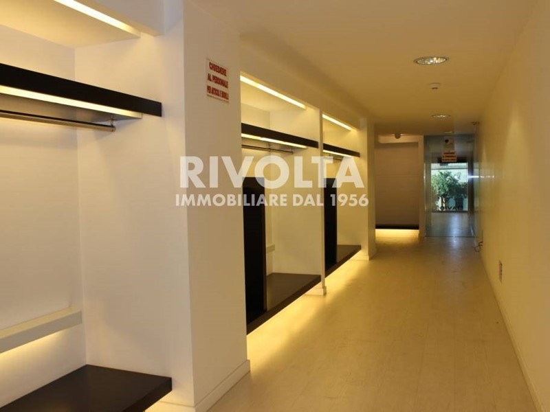 Immobile commerciale in Affitto a Roma, zona Centro Storico, 20'000€, 450 m²