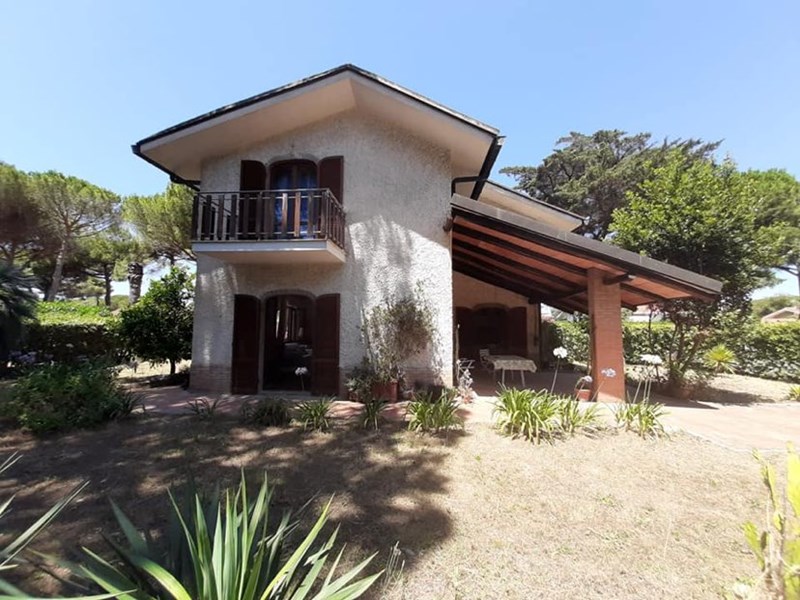 Appartamento in Vendita a Orbetello, zona Via Del Grecale, 550'000€, 130 m²