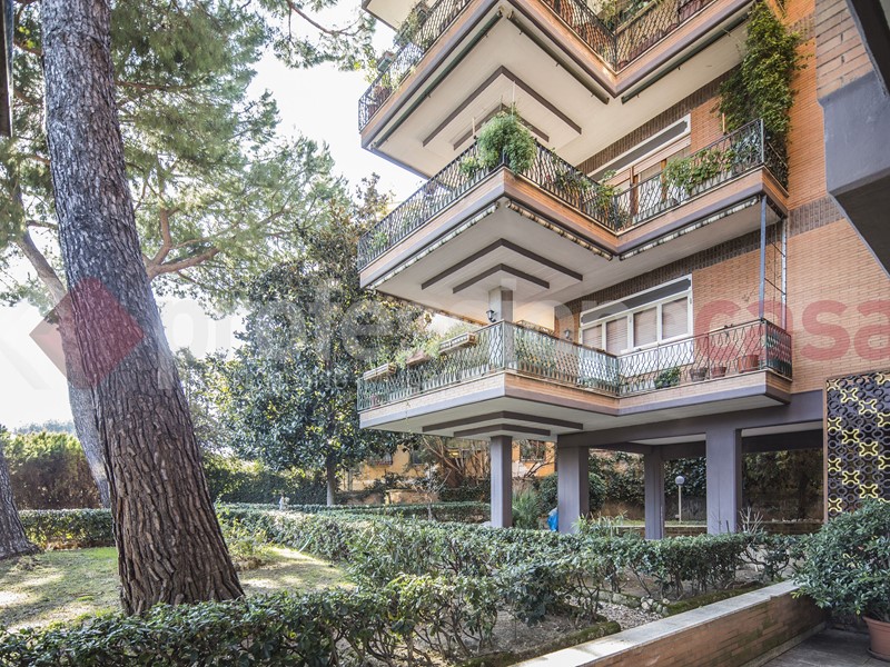 Quadrilocale in Vendita a Roma, 448'000€, 160 m²