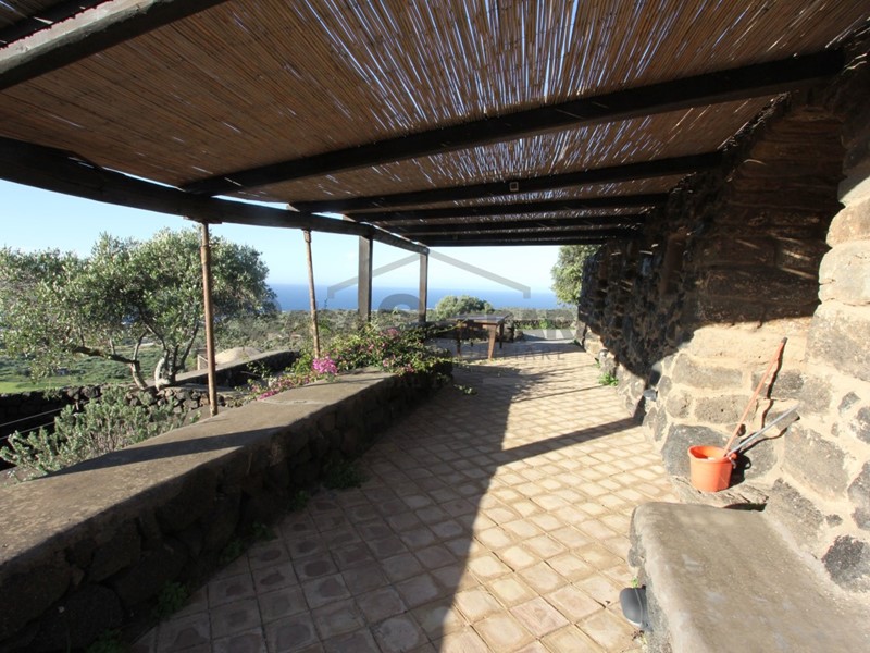 Casale in Vendita a Pantelleria, 690'000&euro;, 80000 m²