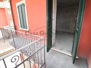 Quadrilocale in Vendita a Sorisole, 165'000€, 236 m²