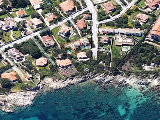 Casa di corte in Vendita a Olbia, zona Pittulongu, 110 m²