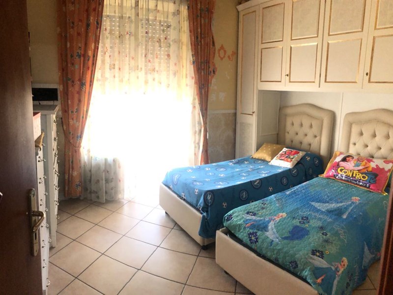 Trilocale in Vendita a Casavatore, zona Casavatore, 140'000€, 110 m²