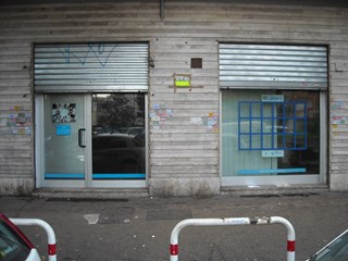 Negozio in Affitto a Roma, zona Tuscolana, 3'300€, 220 m²