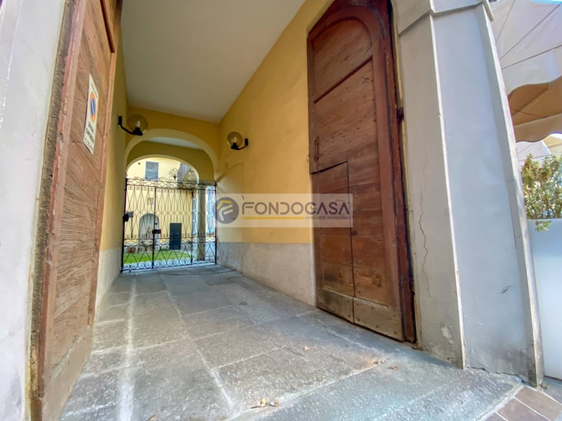 Box in Vendita a Pavia, zona Centro Storico, 9'000€, 11 m²
