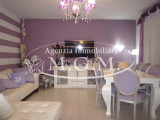 Quadrilocale in Vendita a Santa Maria a Monte, zona Ponticelli, 148'000€, 90 m², con Box