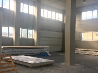 Capannone in Vendita a Viareggio, 930'000€, 970 m²