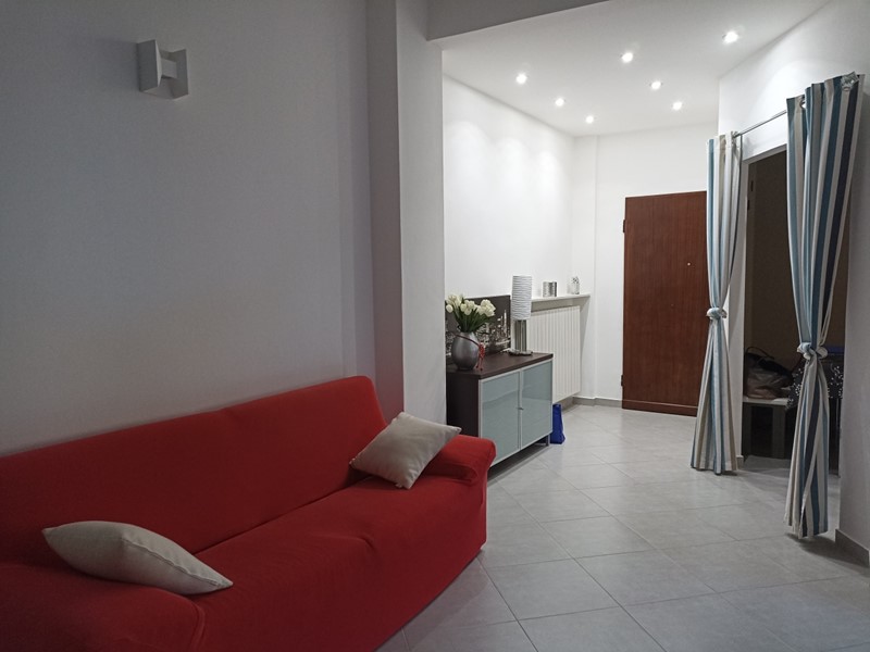 Quadrilocale in Affitto a Sestri Levante, zona comodo ai servizi, 2'000€, 80 m², arredato