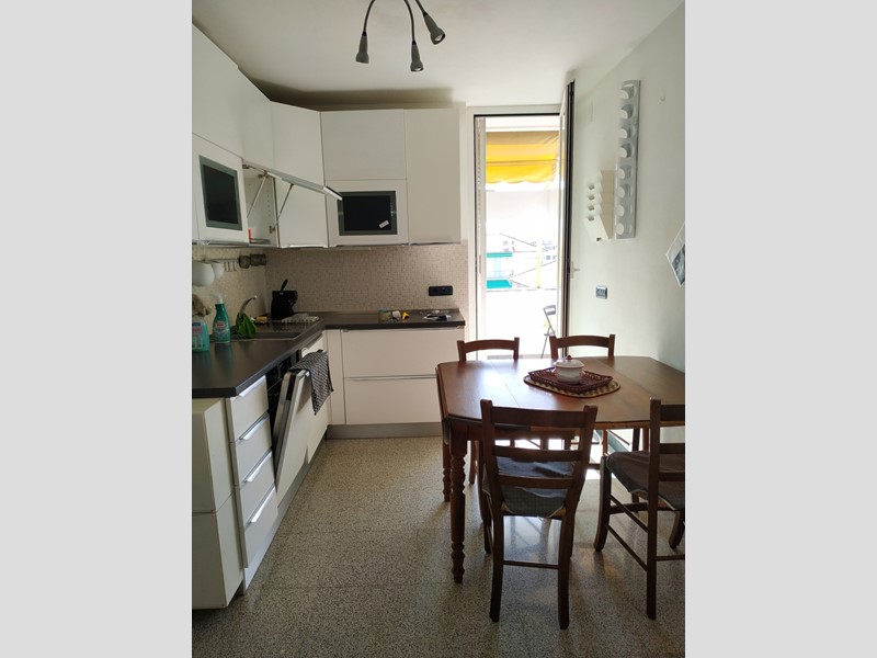 Quadrilocale in Affitto a Sestri Levante, zona comodo ai servizi, 70 m², arredato