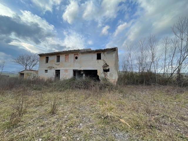 Terreno edificabile in Vendita a San Marcello, zona San Marcello, 45'000€, 250 m²