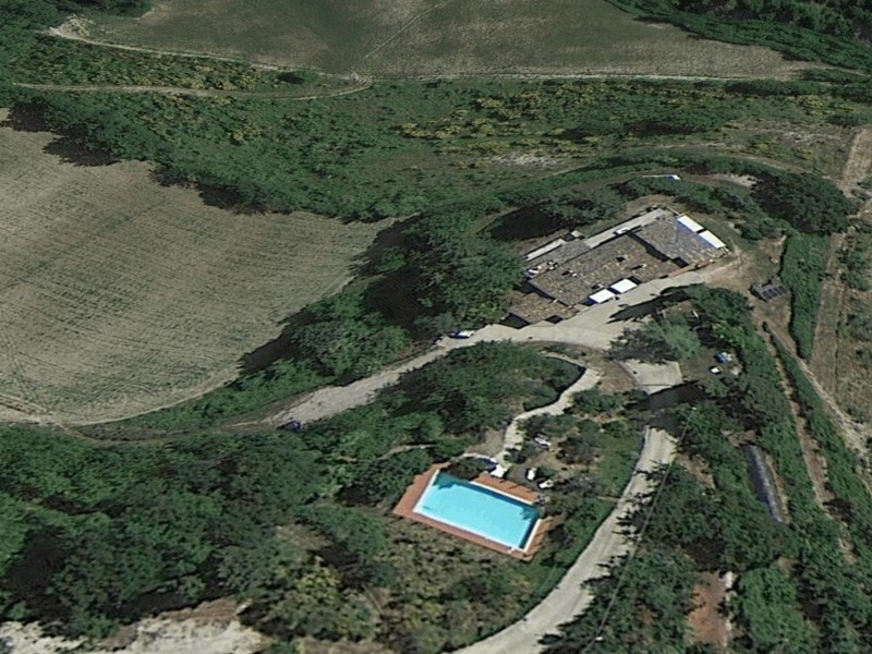 Casa Indipendente in Vendita a Perugia, zona Fratticiola Selvatica, 780'000€, 380 m², arredato, con Box