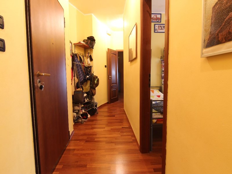 Trilocale in Vendita a Siracusa, zona Piazza della Vittoria, 88'000&euro;, 75 m²