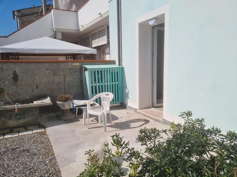 Bilocale in Affitto a Rosignano Marittimo, zona Vada, 1'300€, 55 m², arredato