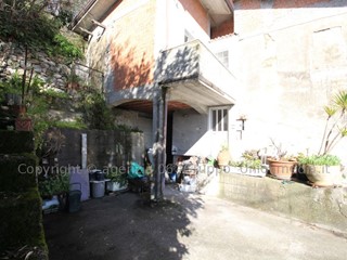 Casa Indipendente in Vendita a Ameglia, 190'000&euro;, 187 m²