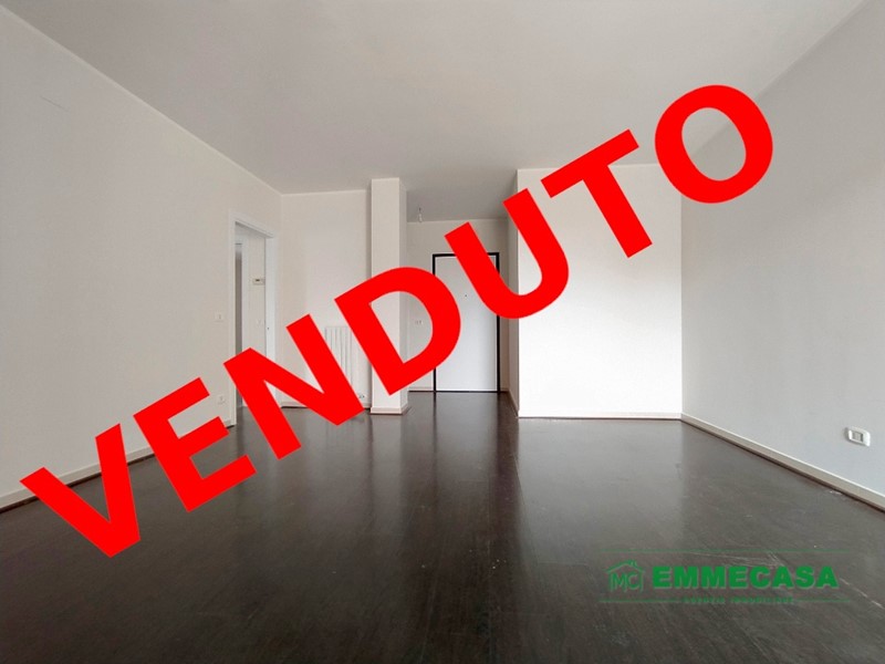 Trilocale in Vendita a Valenzano, 155'000€, 130 m²