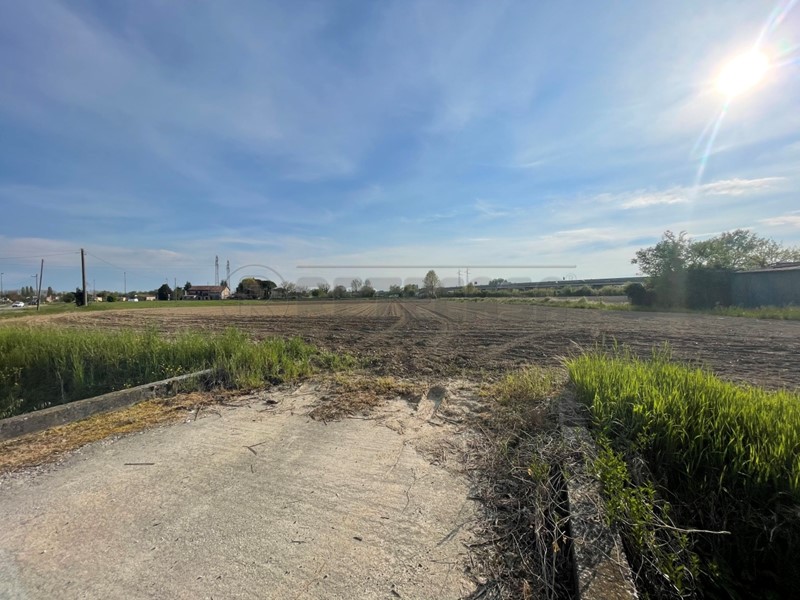 Terreno agricolo in Vendita a Cadoneghe, 39'000€, 8892 m²