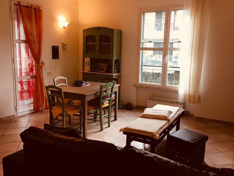 Quadrilocale in Vendita a Fosdinovo, zona Caniparola, 165'000€, 67 m²