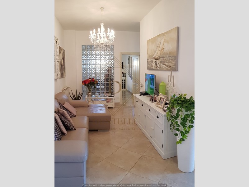 Quadrilocale in Vendita a Arcola, zona Romito Magra, 169'000€, 93 m²