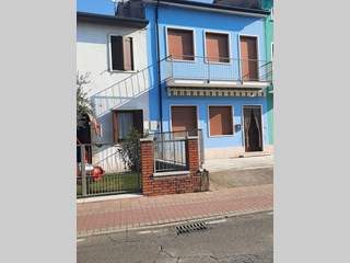 Villetta a schiera in Vendita a Belfiore, 184 m²