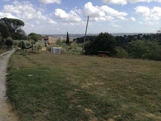 Terreno edificabile in Vendita a Santa Maria a Monte, 100'000€, 1000 m²