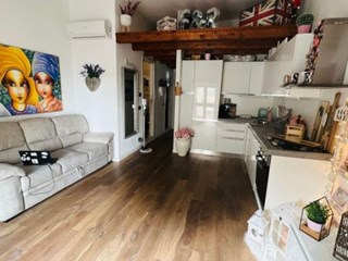 Appartamento in Affitto a Genova, zona pegli, 1'200€, 65 m², arredato