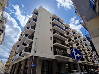 Quadrilocale in Vendita a Monopoli, zona CENTRALE, 374'000€, 123 m²